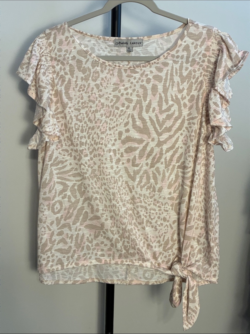 Bundle 5/$25 Absolutely Famous Pink Cream Animal Print Ruffle Sleeve Tie Top XL